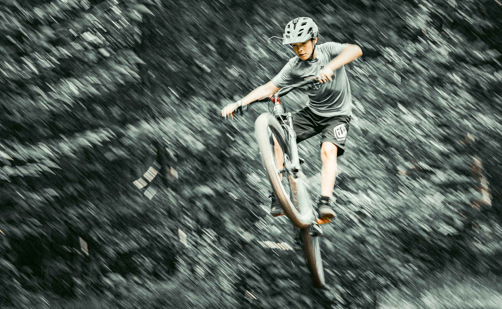 Vélo de montagne — panning action